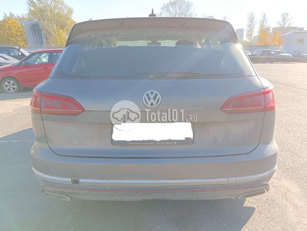 Фото Volkswagen Touareg 50