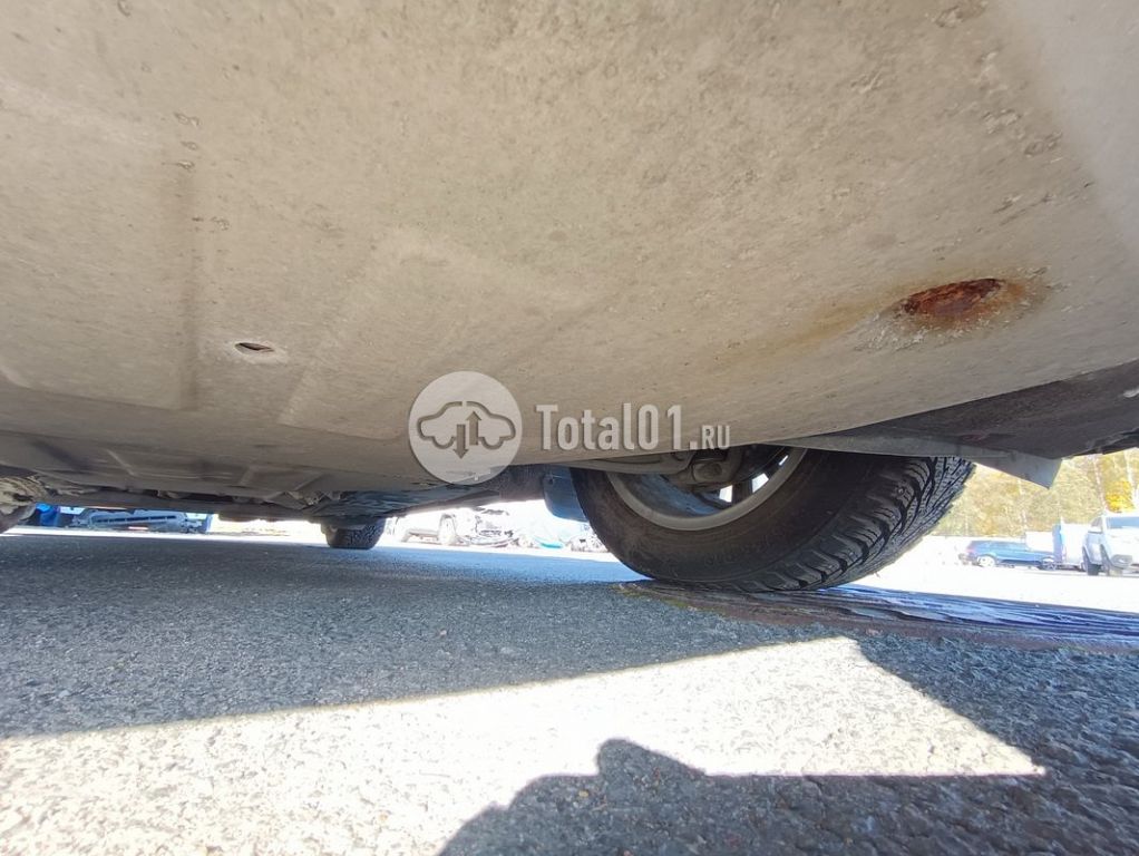Фото Volkswagen Touareg 80