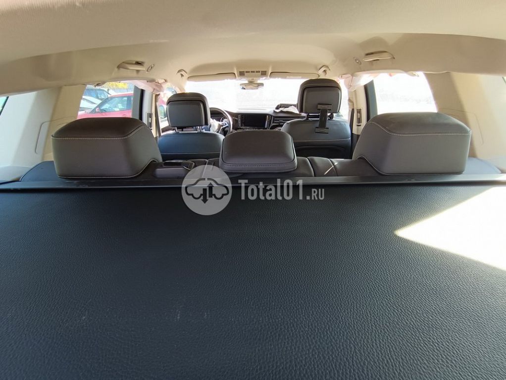 Фото Volkswagen Touareg 114
