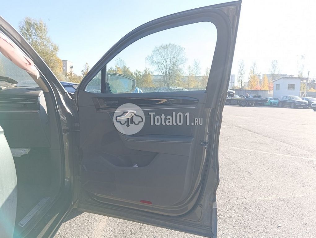 Фото Volkswagen Touareg 144
