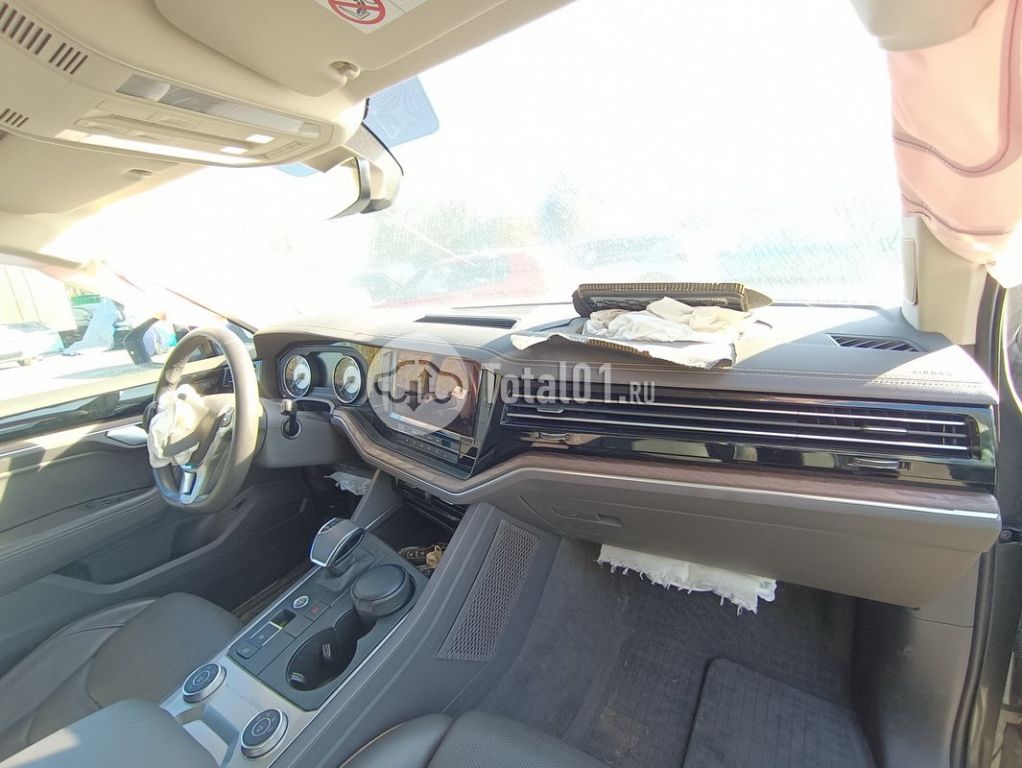 Фото Volkswagen Touareg 148