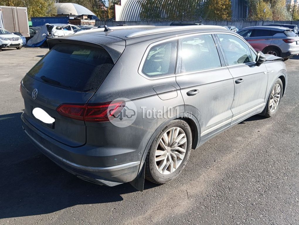 Фото Volkswagen Touareg 156