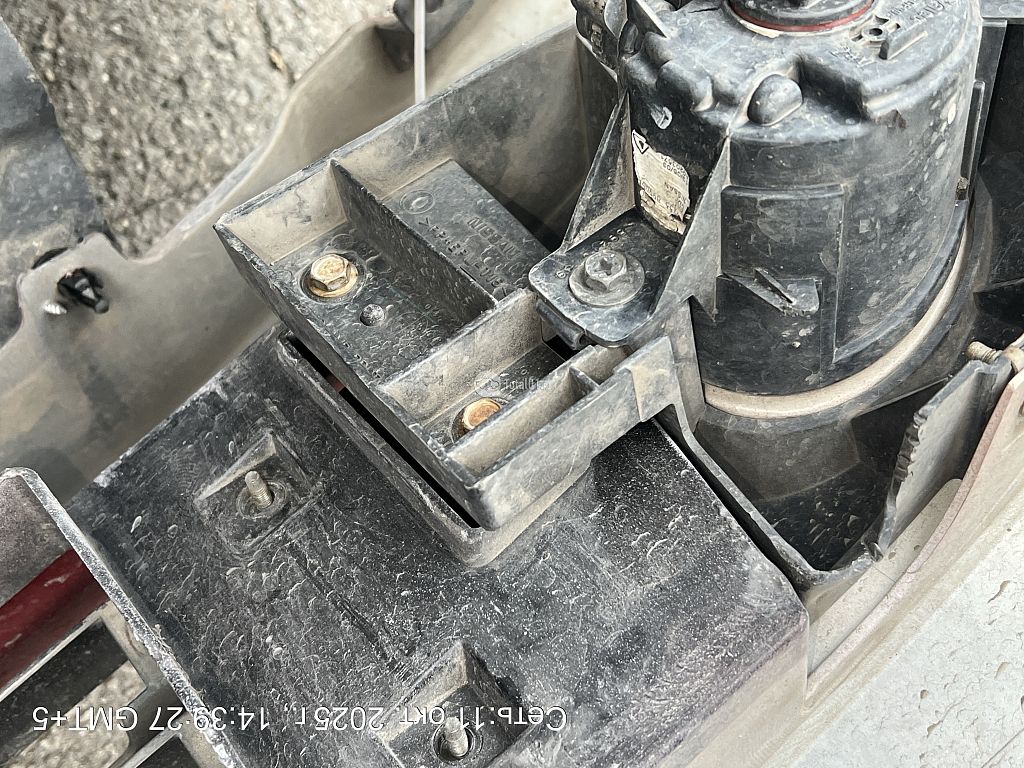 Фото Nissan Presage 172