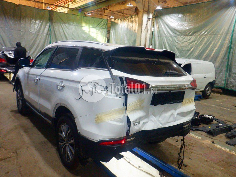 Фото Belgee X70 14