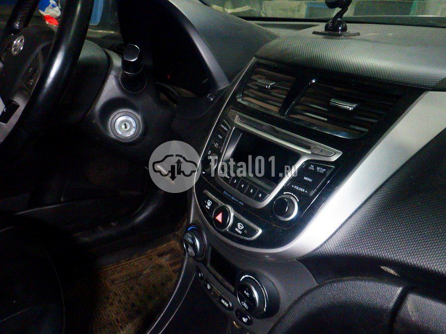 Фото Hyundai Solaris 34