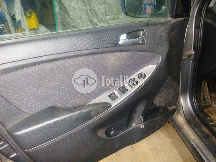 Фото Hyundai Solaris 76