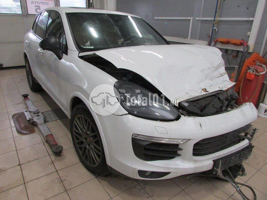 Фото Porsche Cayenne 2