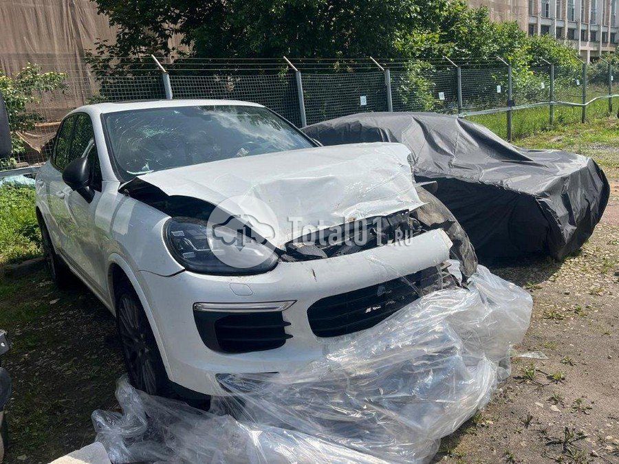 Фото Porsche Cayenne 116