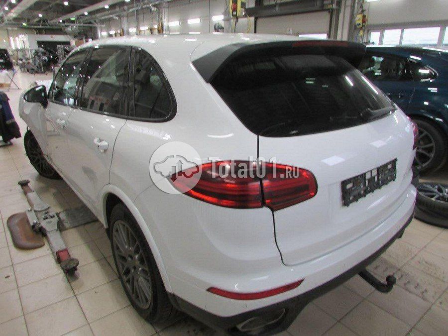 Фото Porsche Cayenne 164
