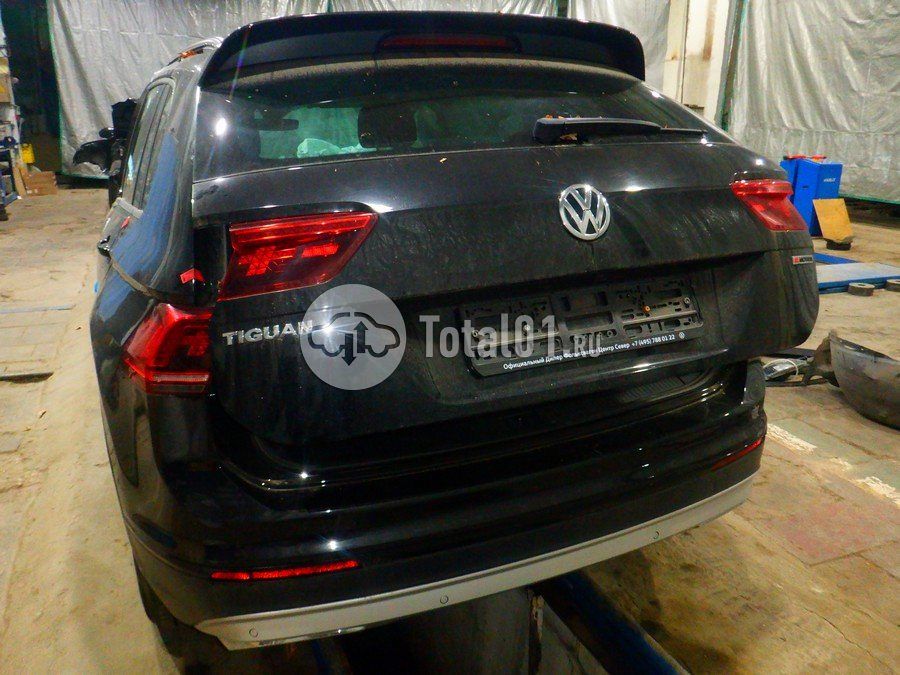 Фото Volkswagen Tiguan 12