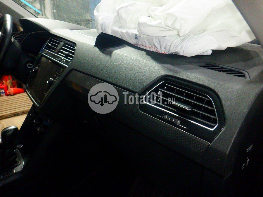 Фото Volkswagen Tiguan 28