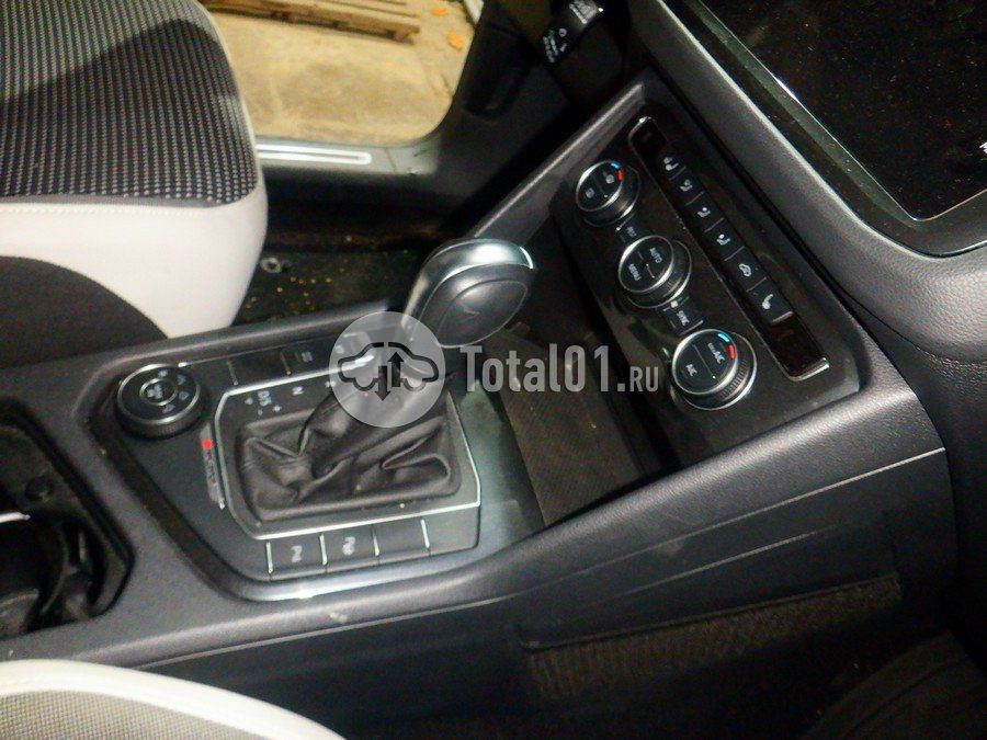 Фото Volkswagen Tiguan 32