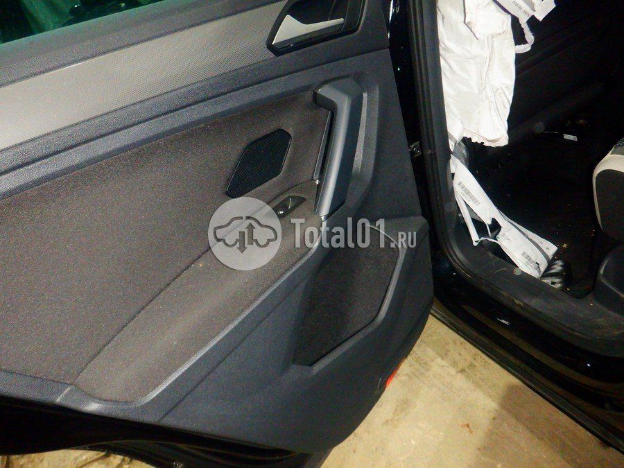 Фото Volkswagen Tiguan 76