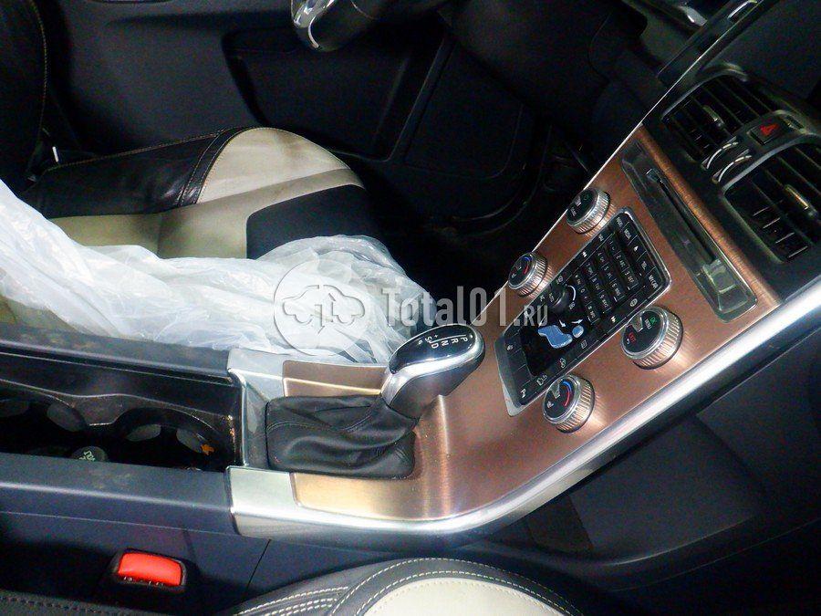 Фото Volvo XC60 50