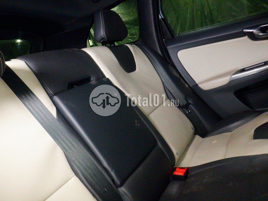 Фото Volvo XC60 60