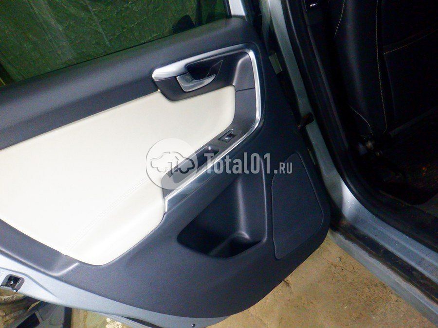 Фото Volvo XC60 76