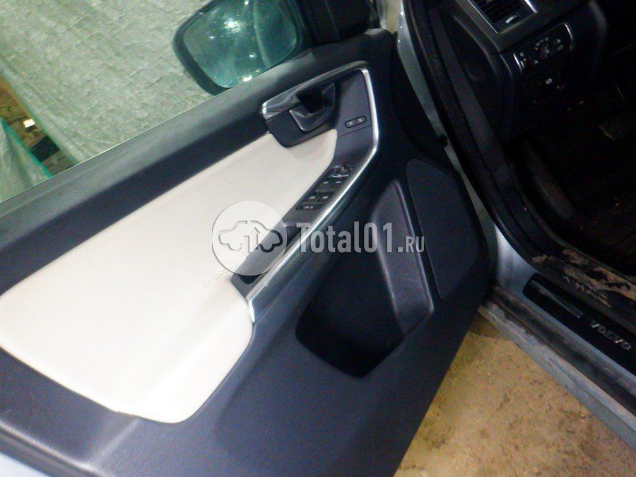 Фото Volvo XC60 86