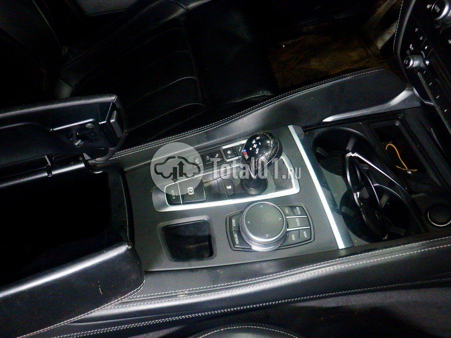 Фото BMW X6 M 40