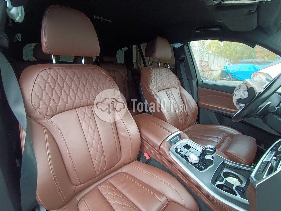 Фото BMW X5 210