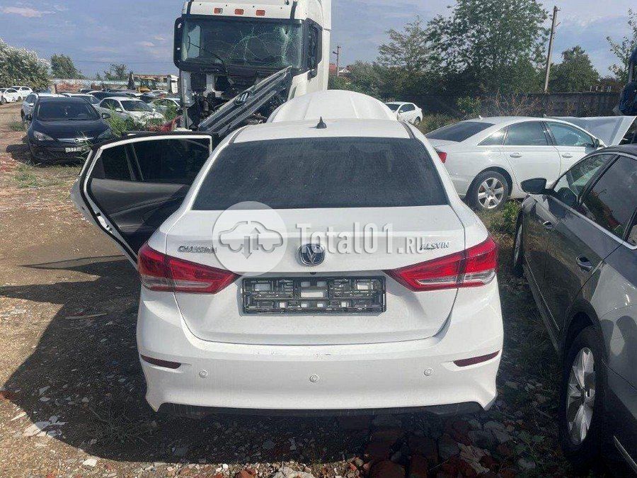 Фото Changan Alsvin 40