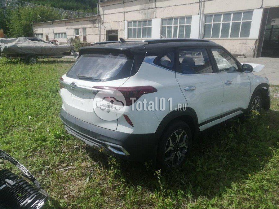 Фото KIA KX3 8