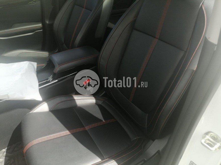 Фото KIA KX3 20
