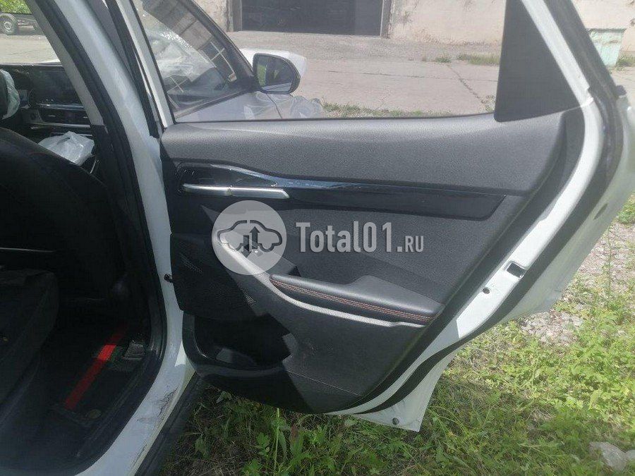 Фото KIA KX3 44