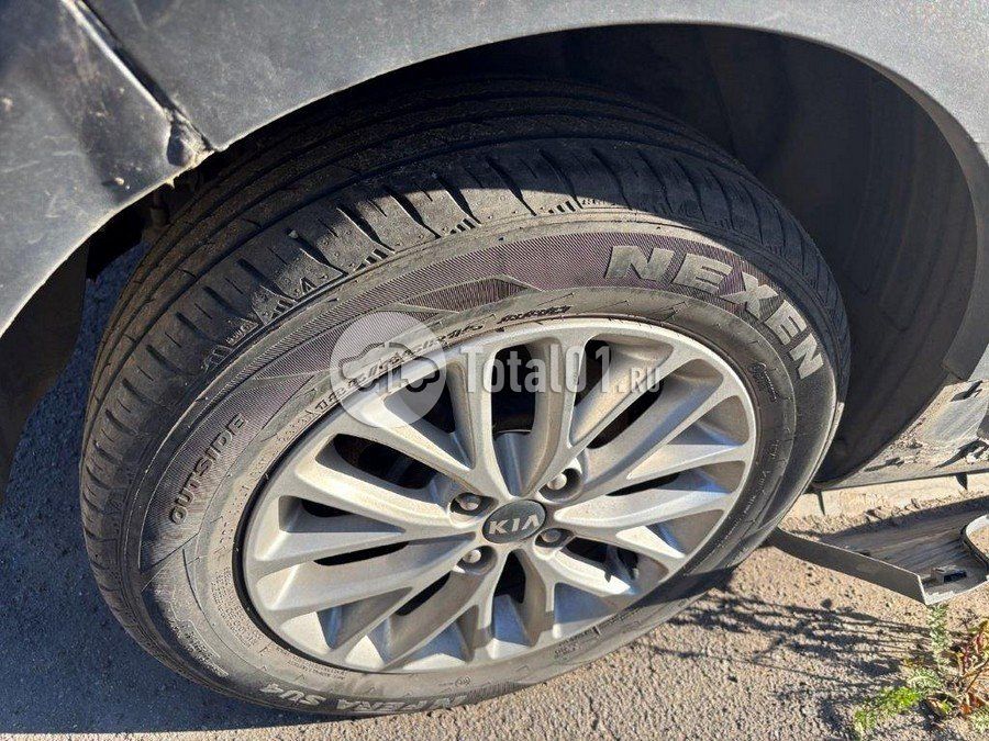 Фото KIA Rio 10