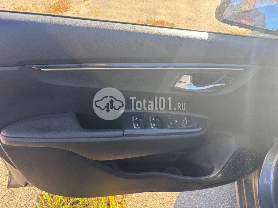 Фото KIA Rio 48