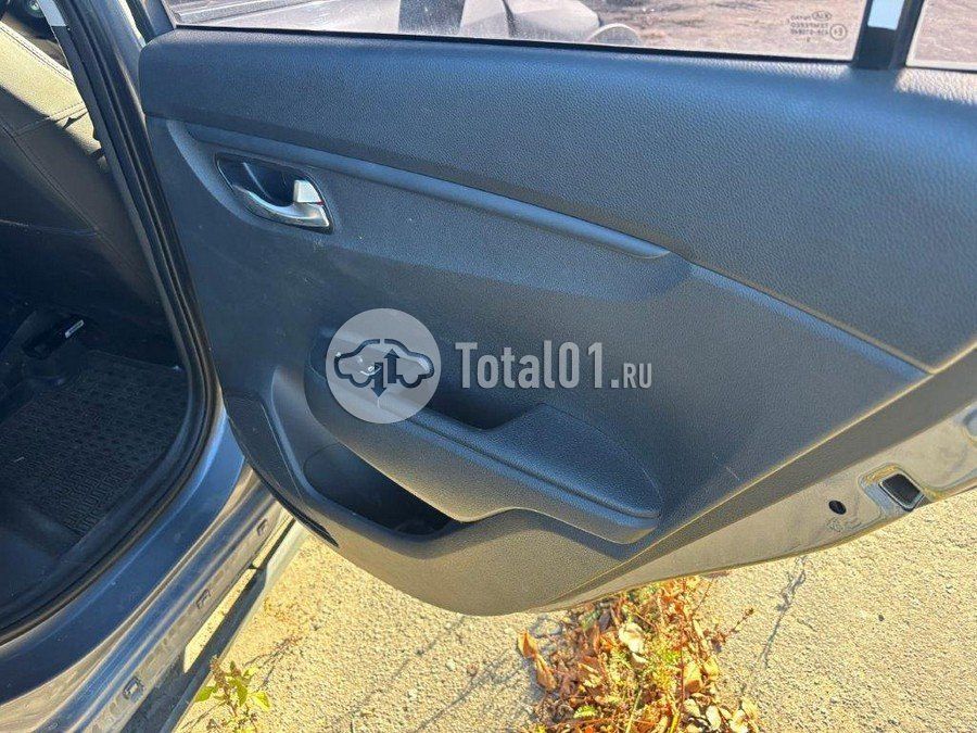 Фото KIA Rio 54