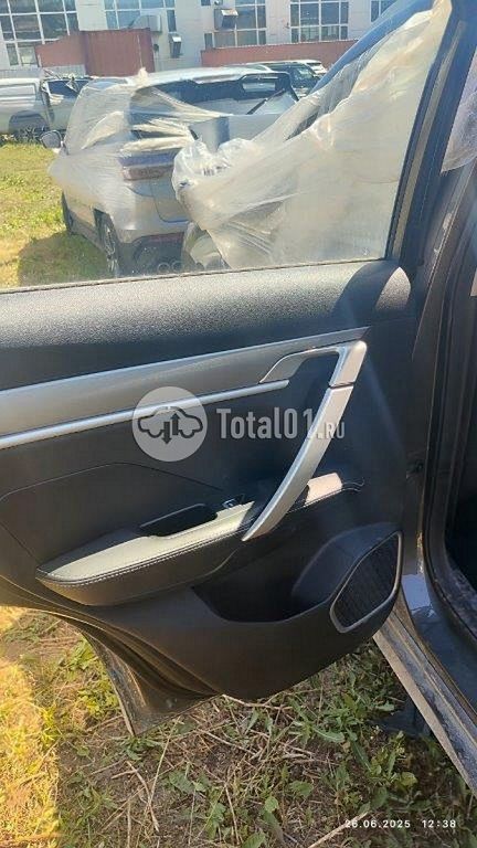Фото Geely Coolray 20