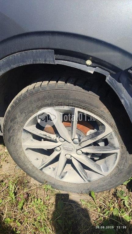 Фото Geely Coolray 36