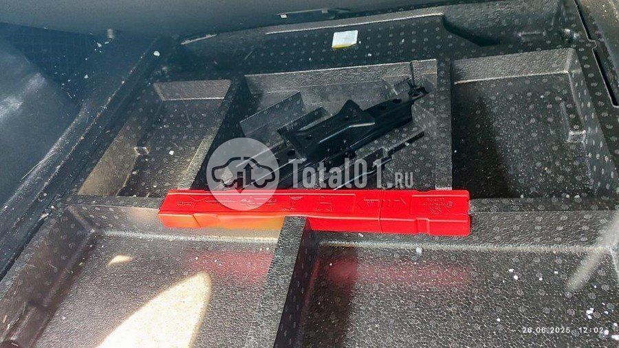 Фото Geely Coolray 46