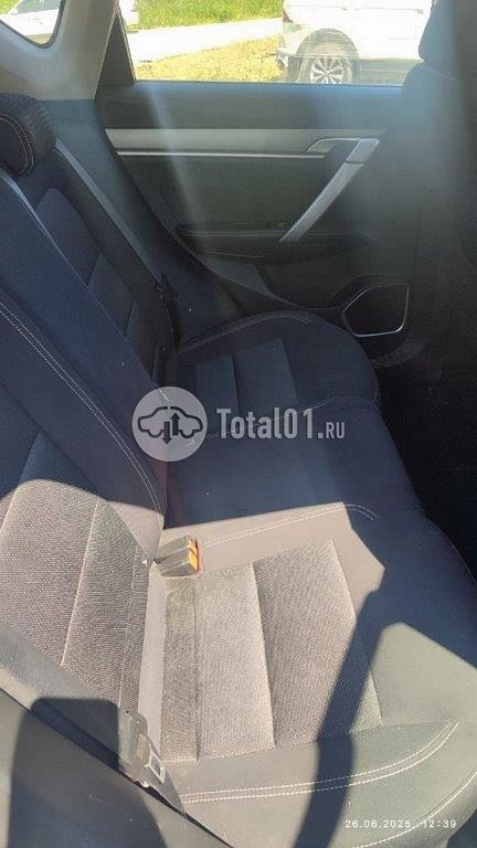 Фото Geely Coolray 70