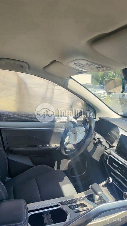Фото Geely Coolray 82