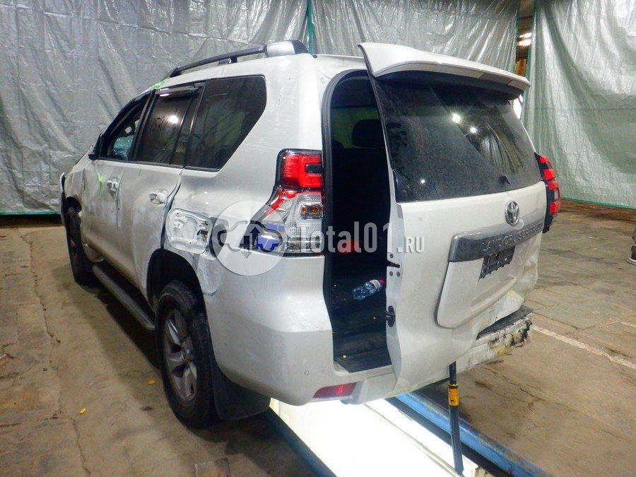Фото Toyota Land Cruiser Prado 14