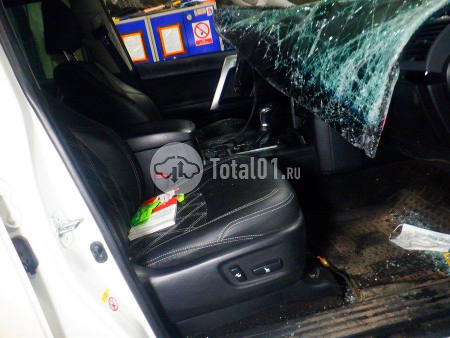 Фото Toyota Land Cruiser Prado 24