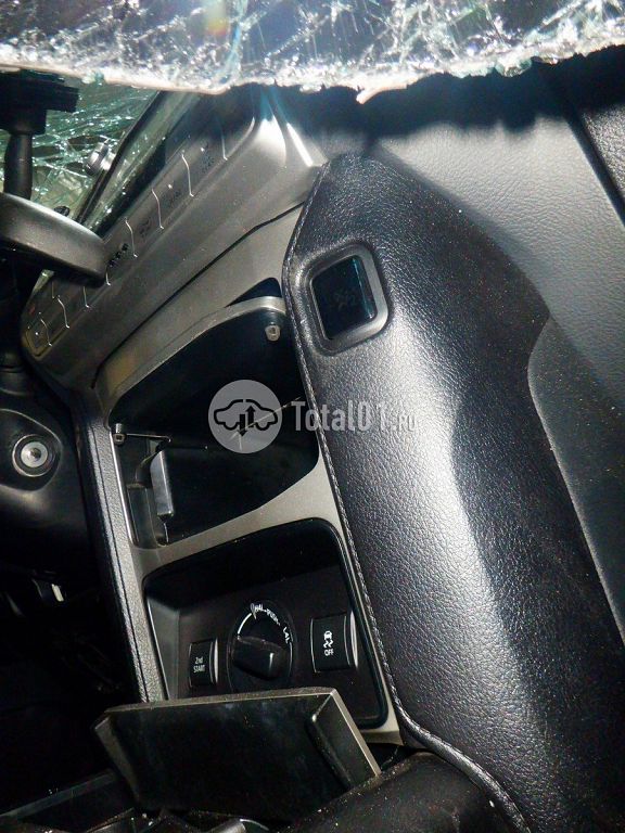 Фото Toyota Land Cruiser Prado 46