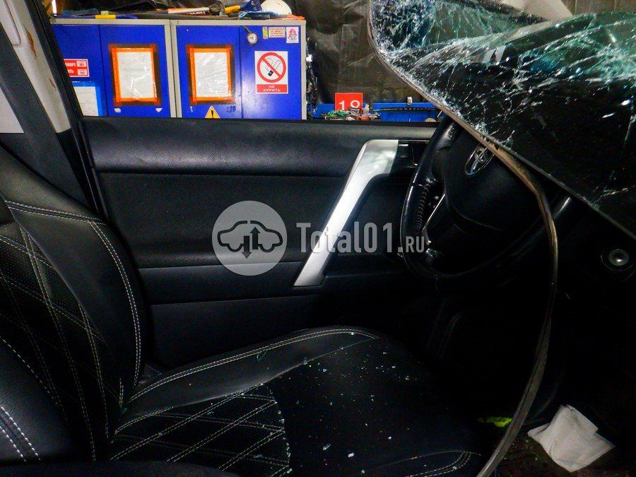 Фото Toyota Land Cruiser Prado 50