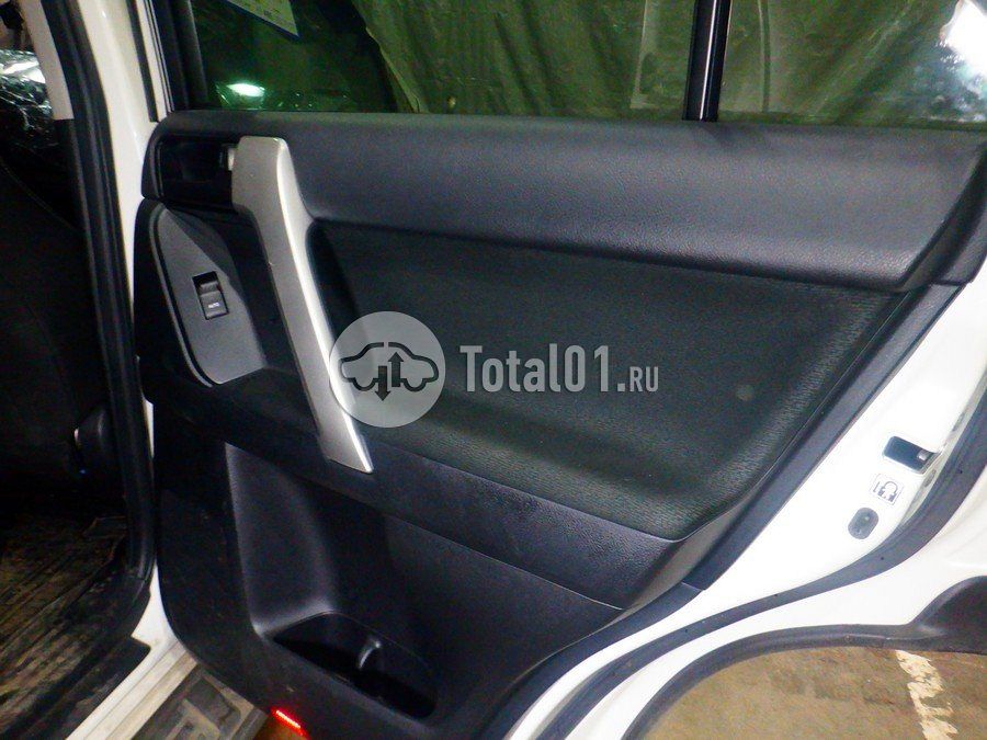 Фото Toyota Land Cruiser Prado 56