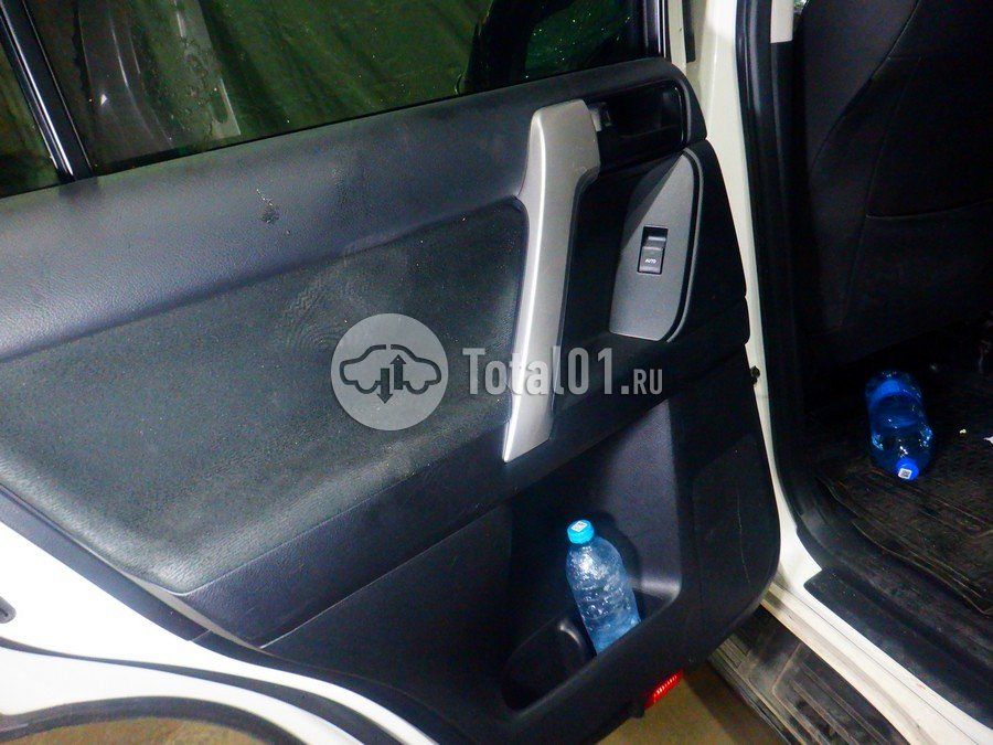 Фото Toyota Land Cruiser Prado 92