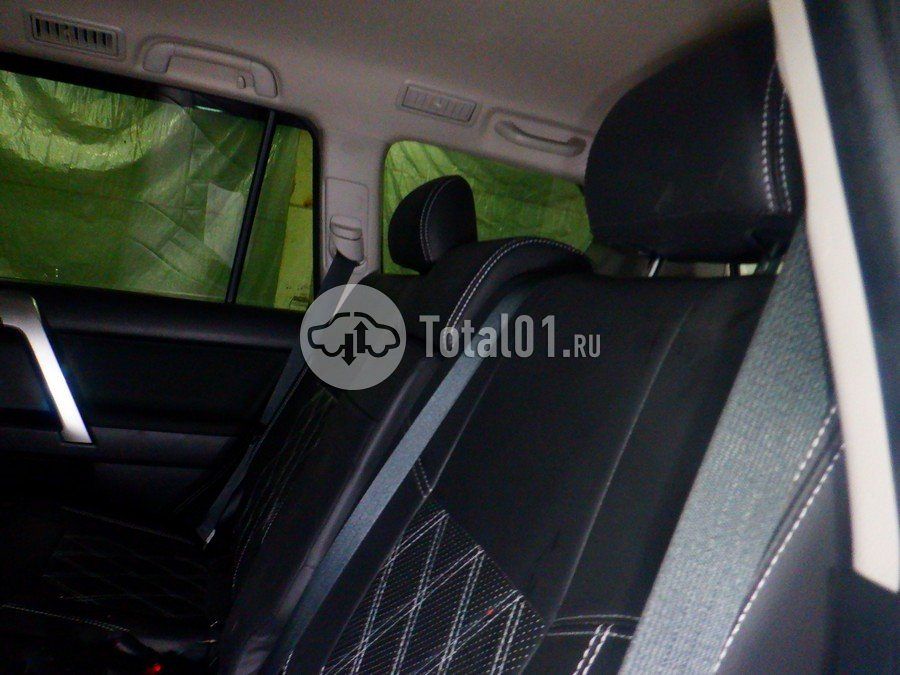 Фото Toyota Land Cruiser Prado 100