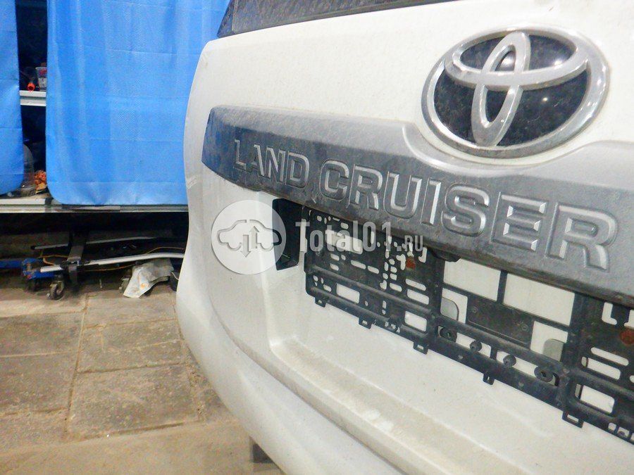 Фото Toyota Land Cruiser Prado 214