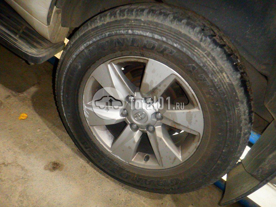Фото Toyota Land Cruiser Prado 232