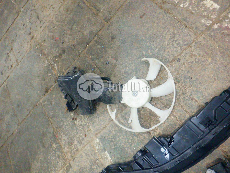 Фото Mitsubishi Xpander 410