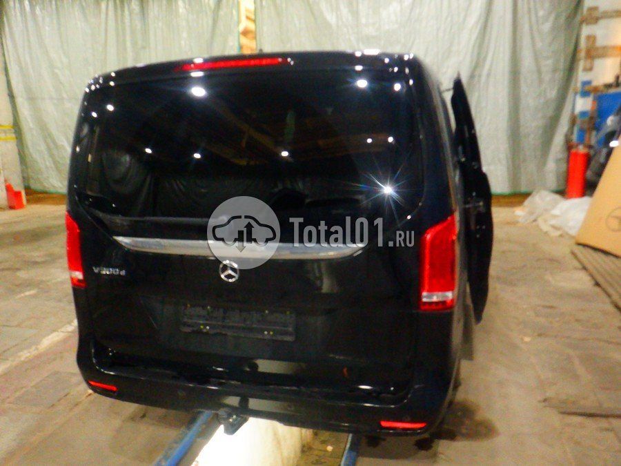 Фото Mercedes-Benz V-класс 12