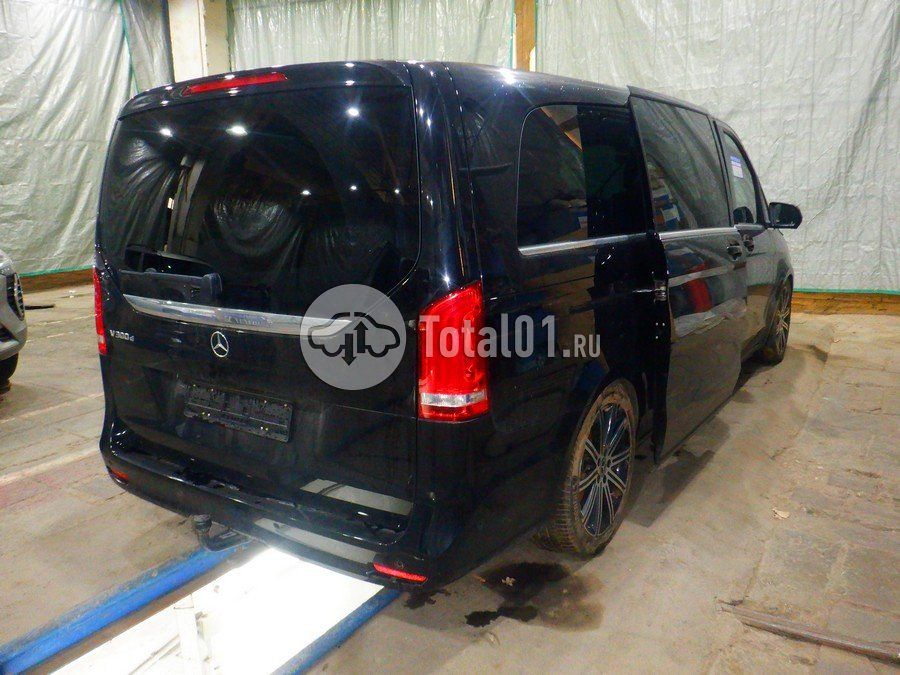 Фото Mercedes-Benz V-класс 14