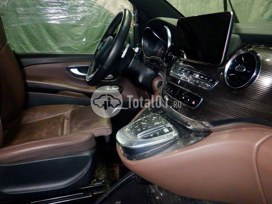 Фото Mercedes-Benz V-класс 42