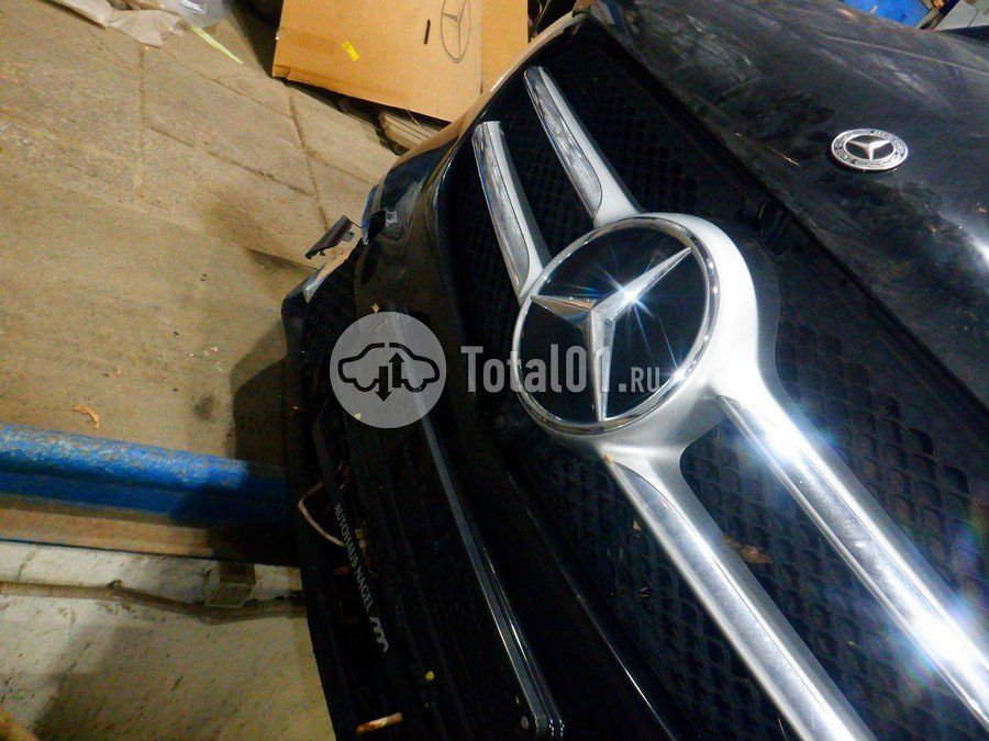 Фото Mercedes-Benz V-класс 200