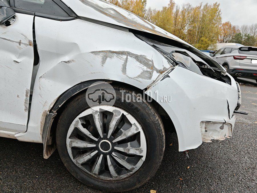 Фото Ford Fiesta 44
